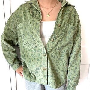 Billabong Green Leopard Print Corduroy Shirt Jacket